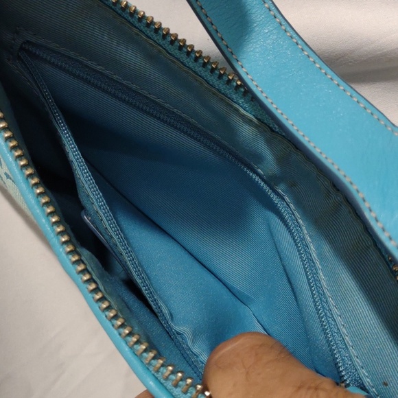 COPY - Light Blue Coach Bag - Picture 9 of 9